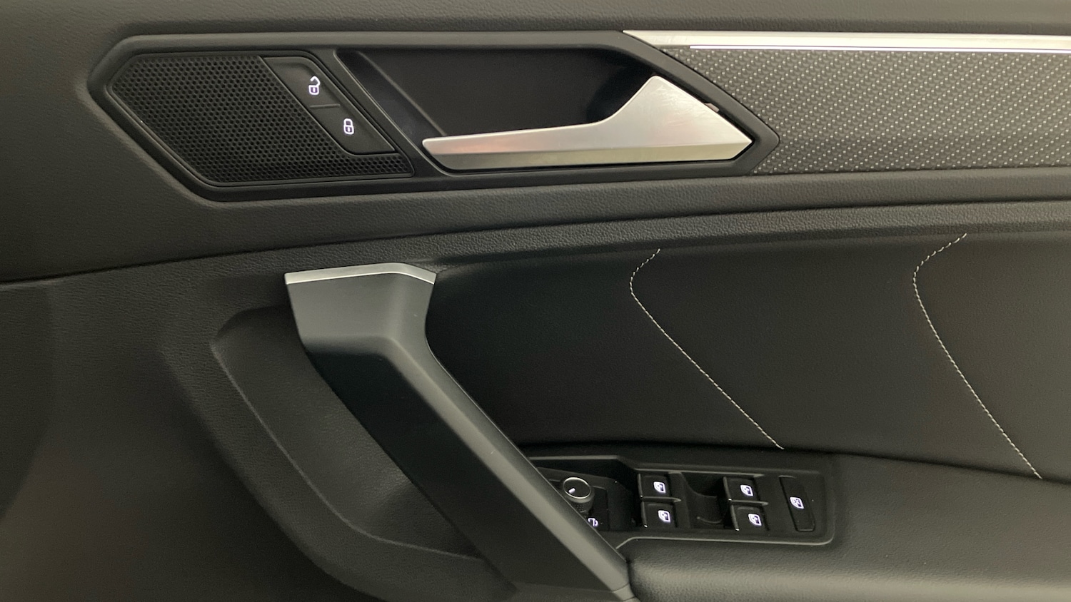 Used Volkswagen Tiguan 2022 for sale - 76450240: Photo 19