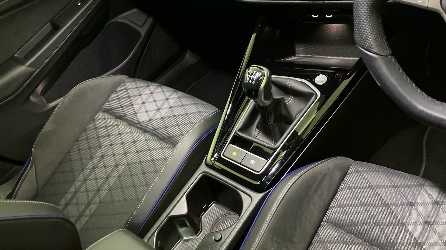 Used Volkswagen Golf 2025 for sale - 77055832: Photo 14