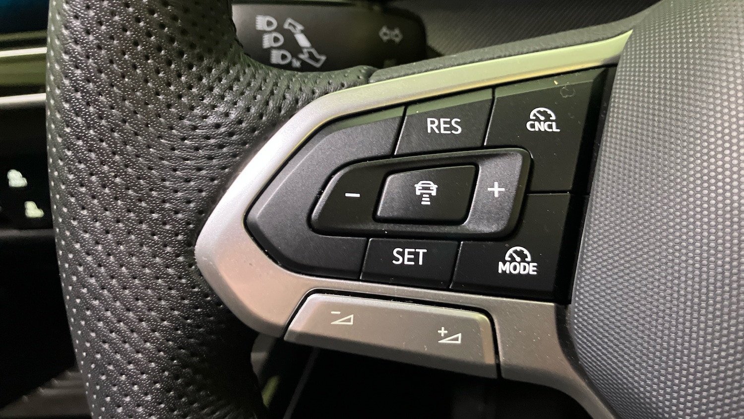 Used Volkswagen Golf 2025 for sale - 77055832: Photo 17