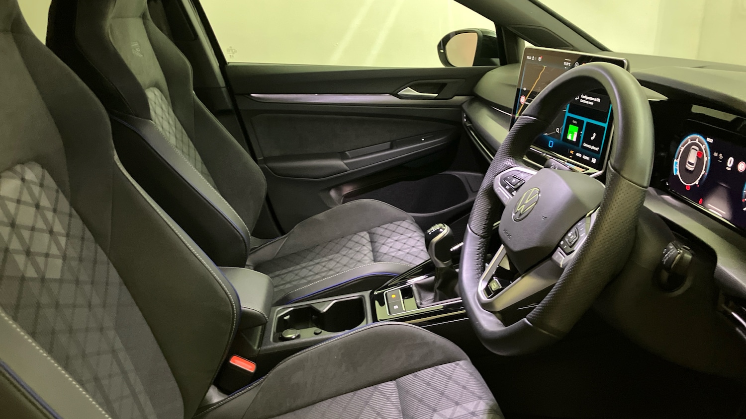 Used Volkswagen Golf 2025 for sale - 77055832: Photo 27