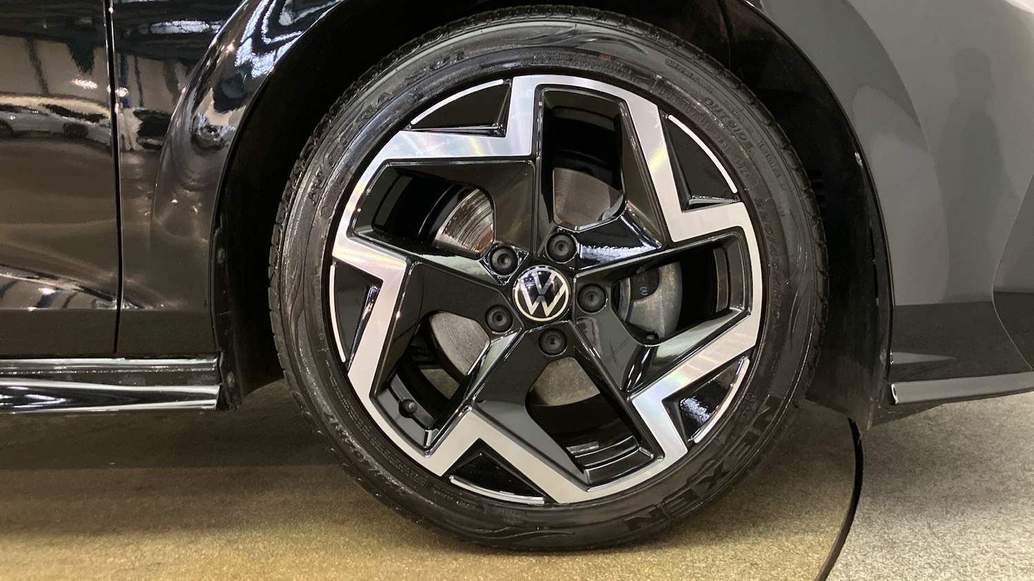 Used Volkswagen Golf 2025 for sale - 77055832: Photo 5