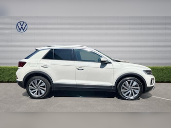 Used Volkswagen T-Roc 2022 for sale - 79208977: Photo