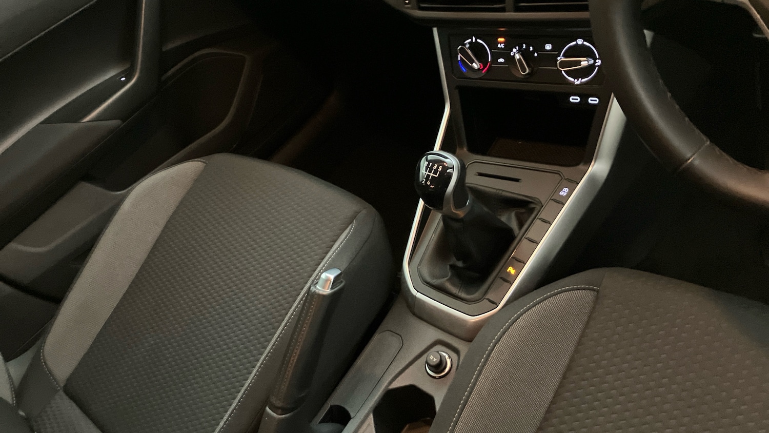 Used Volkswagen Polo 2023 for sale - 77903804: Photo 14