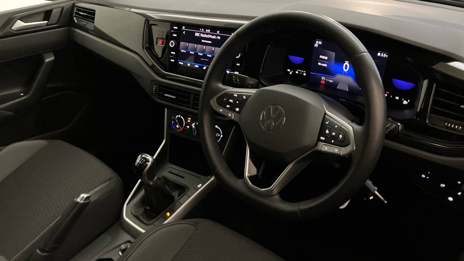 Used Volkswagen Polo 2023 for sale - 77903804: Photo 6