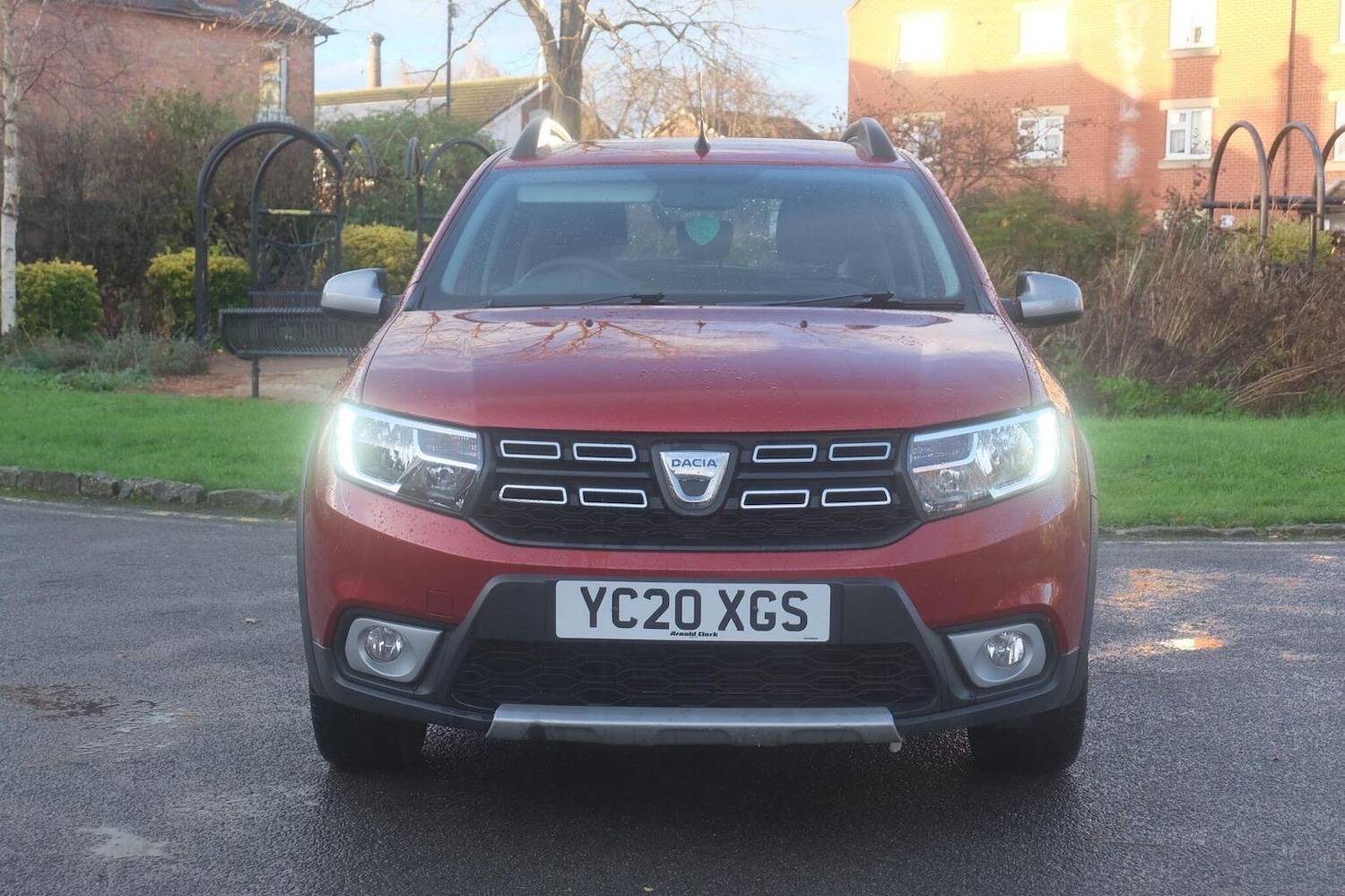 Used Dacia Sandero Stepway 2020 for sale - 76741289: Photo 2