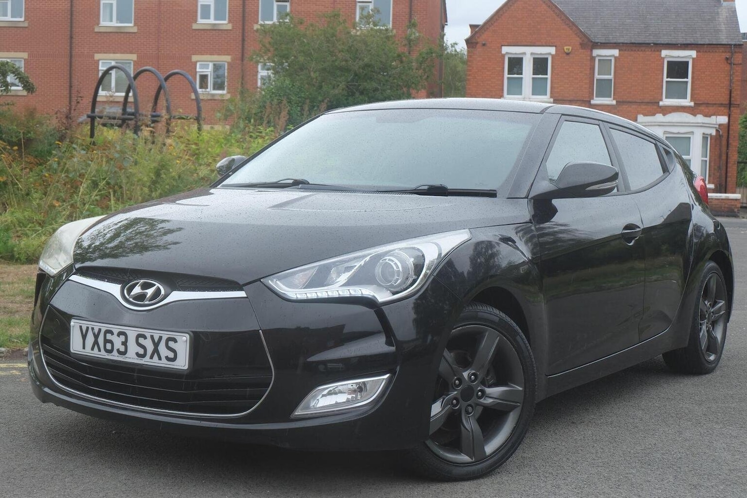 Used Hyundai Veloster 2013 for sale - 76030770: Photo 1