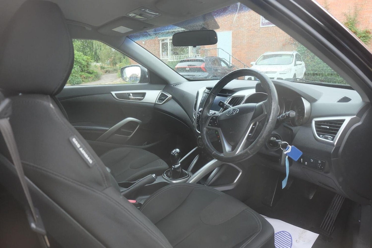 Used Hyundai Veloster 2013 for sale - 76030770: Photo 10