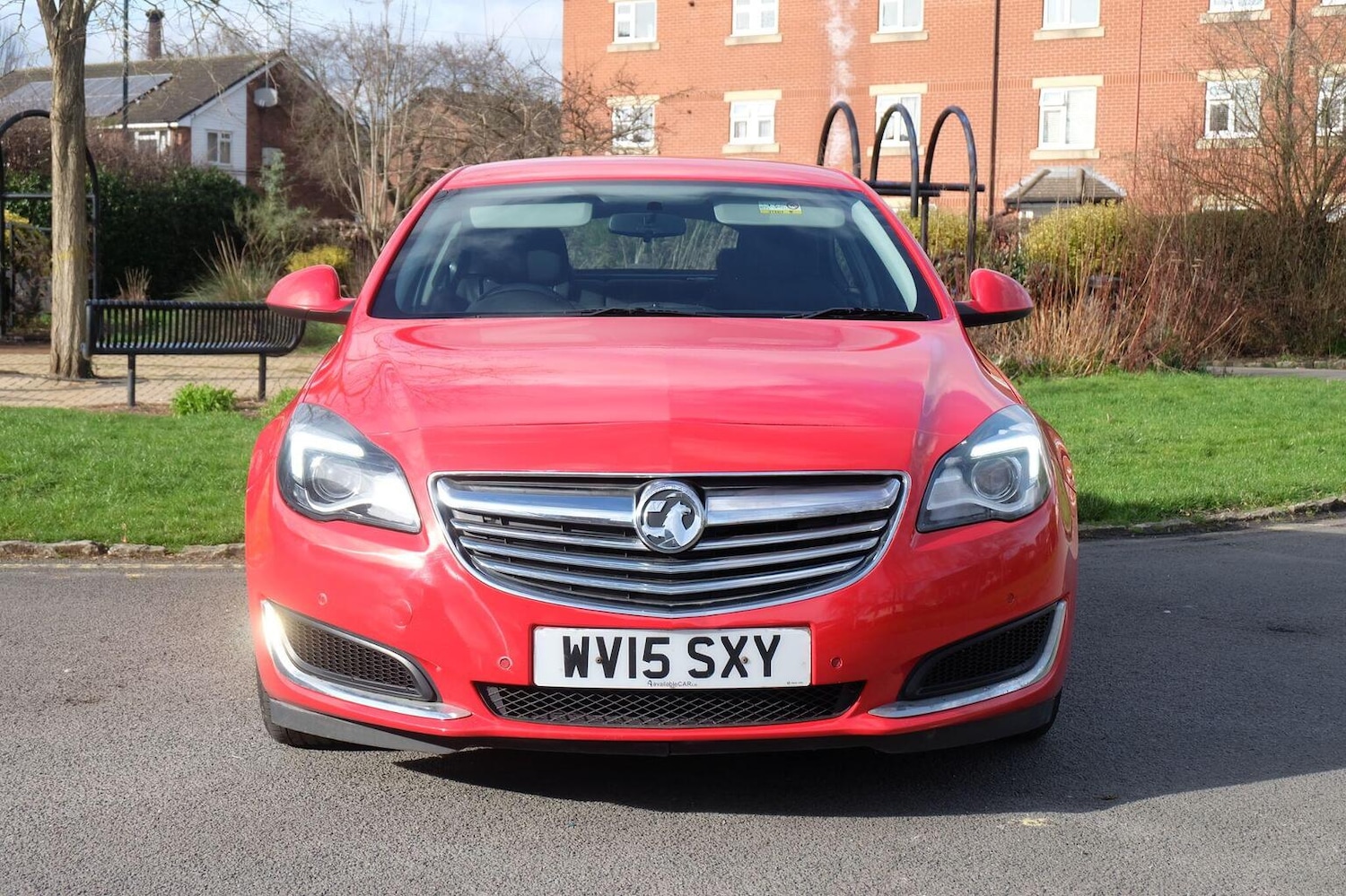 Used Vauxhall Insignia 2015 for sale - 77681705: Photo 2