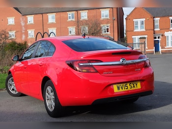 Used Vauxhall Insignia 2015 for sale - 77681705: Photo
