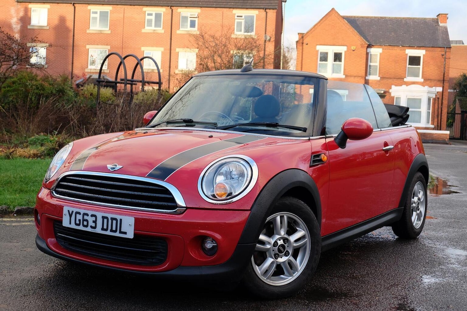 Used MINI Convertible 2013 for sale - 76910993: Photo 1