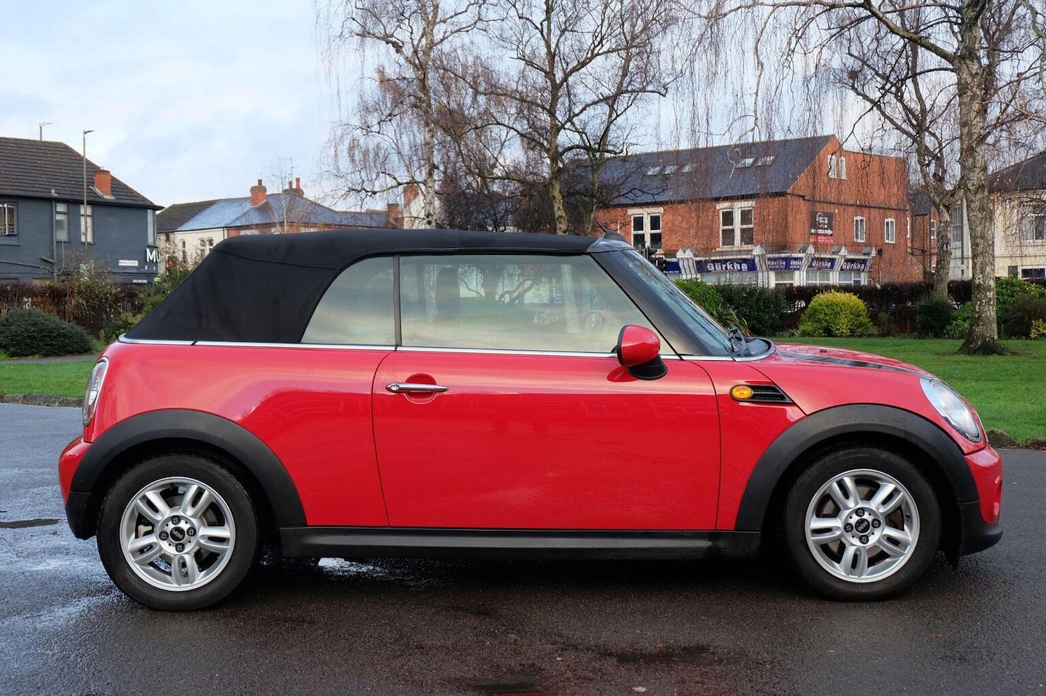 Used MINI Convertible 2013 for sale - 76910993: Photo 13