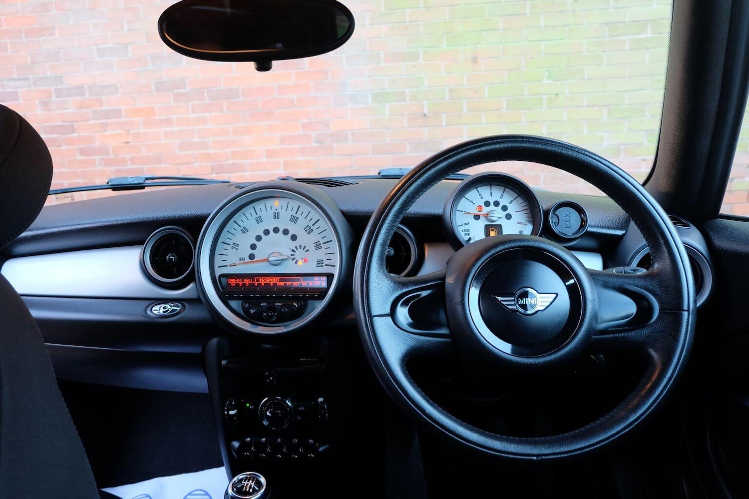 Used MINI Convertible 2013 for sale - 76910993: Photo 15