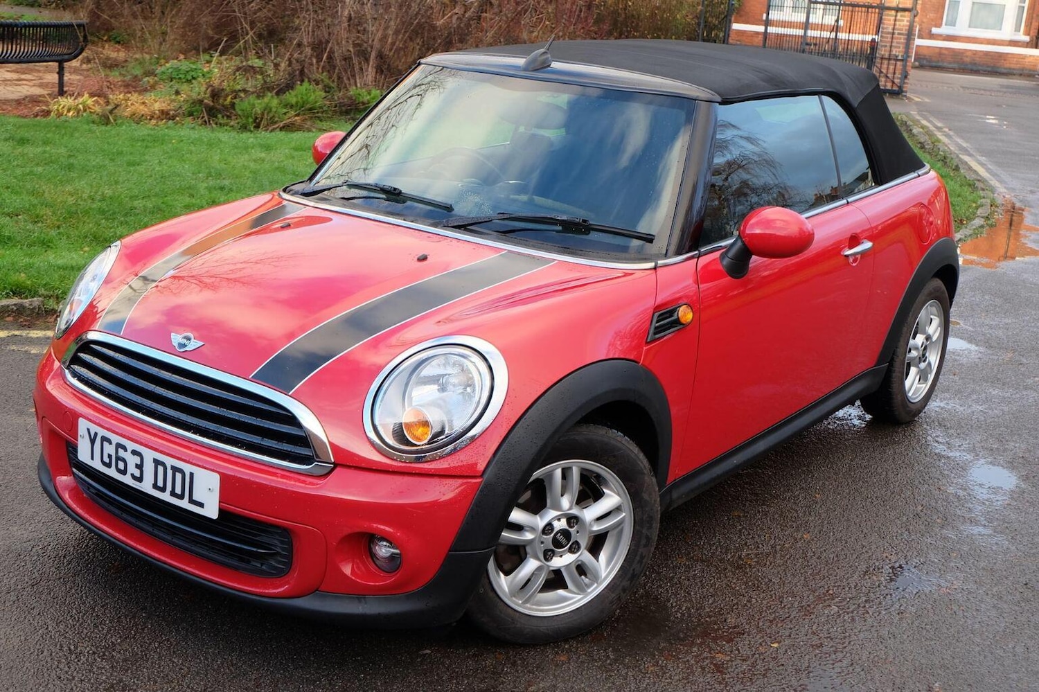 Used MINI Convertible 2013 for sale - 76910993: Photo 32