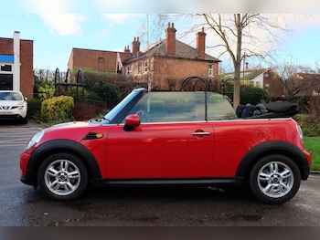 Used MINI Convertible 2013 for sale - 76910993: Photo