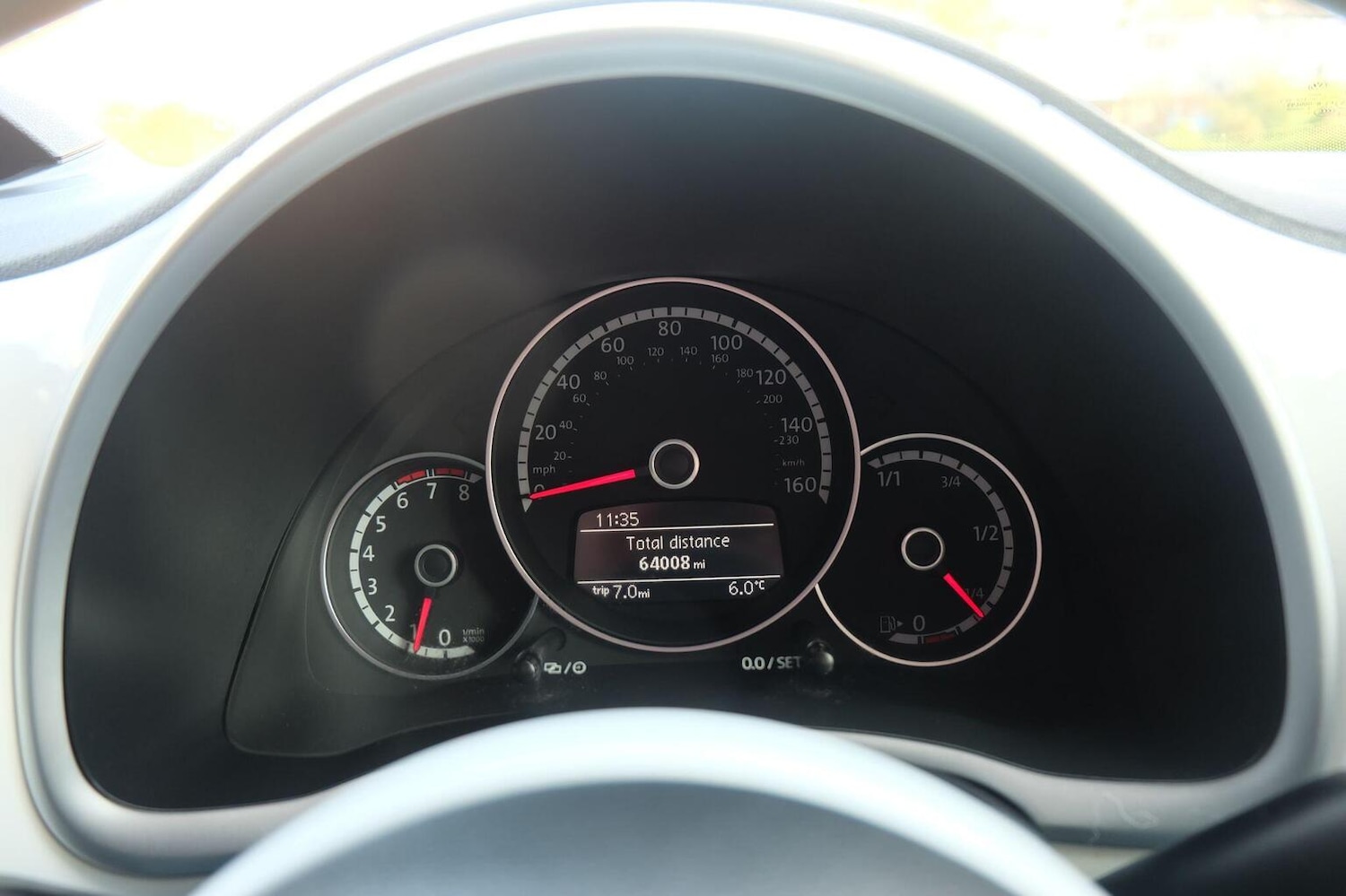 Used Volkswagen Beetle 2015 for sale - 77225140: Photo 10