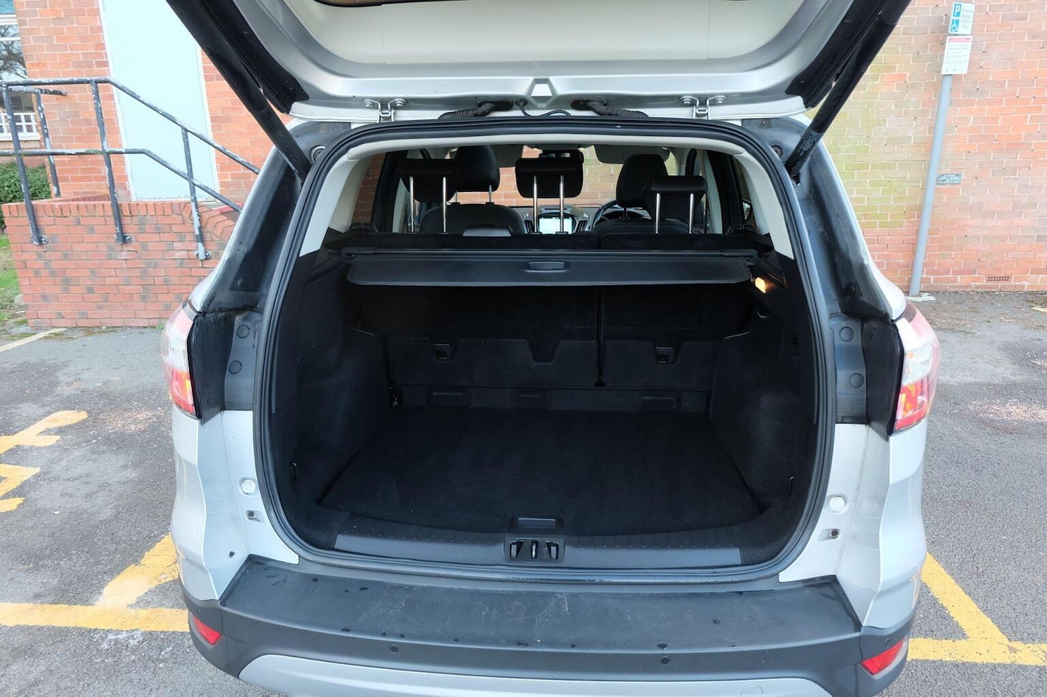 Used Ford Kuga 2017 for sale - 77096943: Photo 16