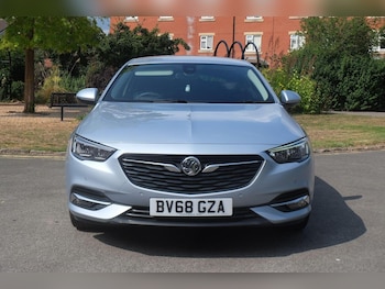 Used Vauxhall Insignia 2018 for sale - 75938292: Photo