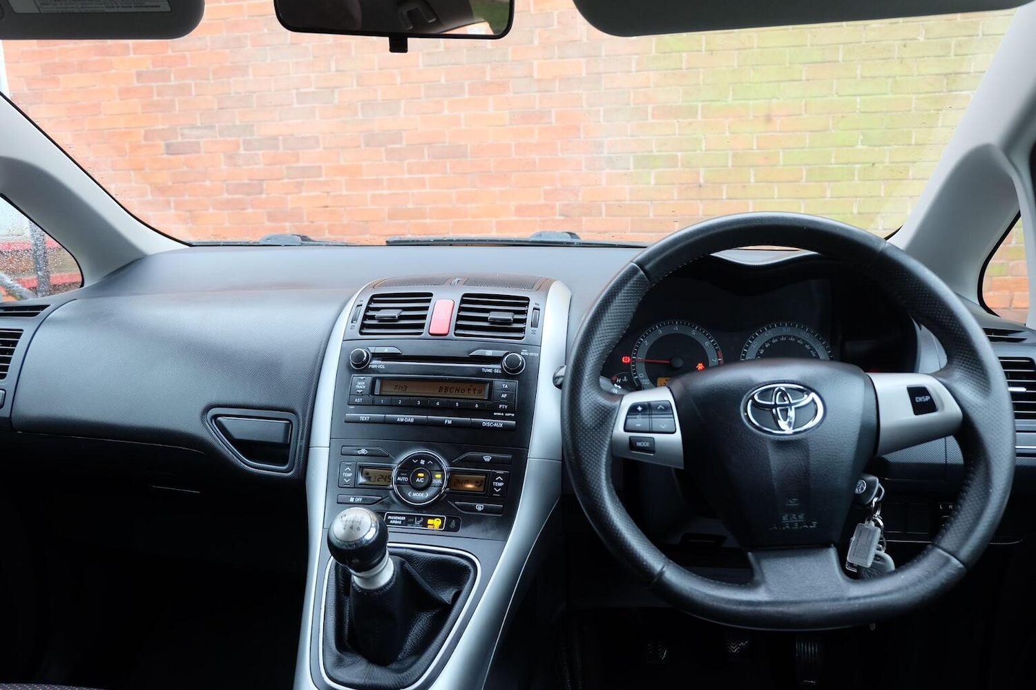 Used Toyota Auris 2010 for sale - 77154487: Photo 10