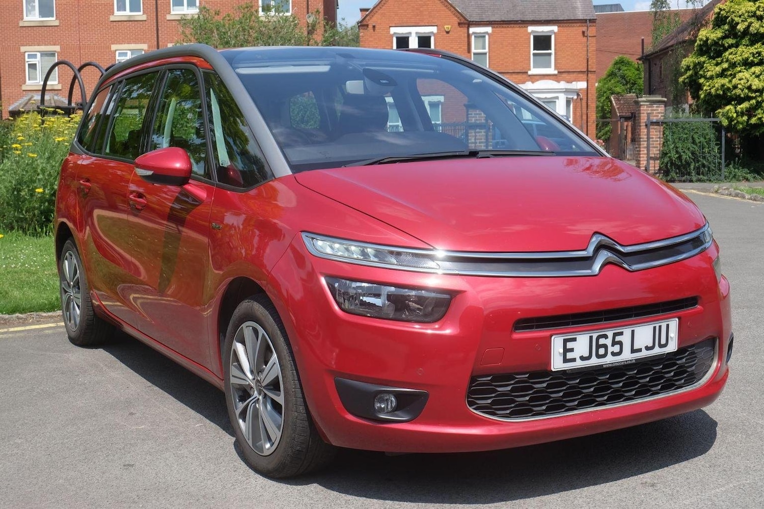 Vehicle 28