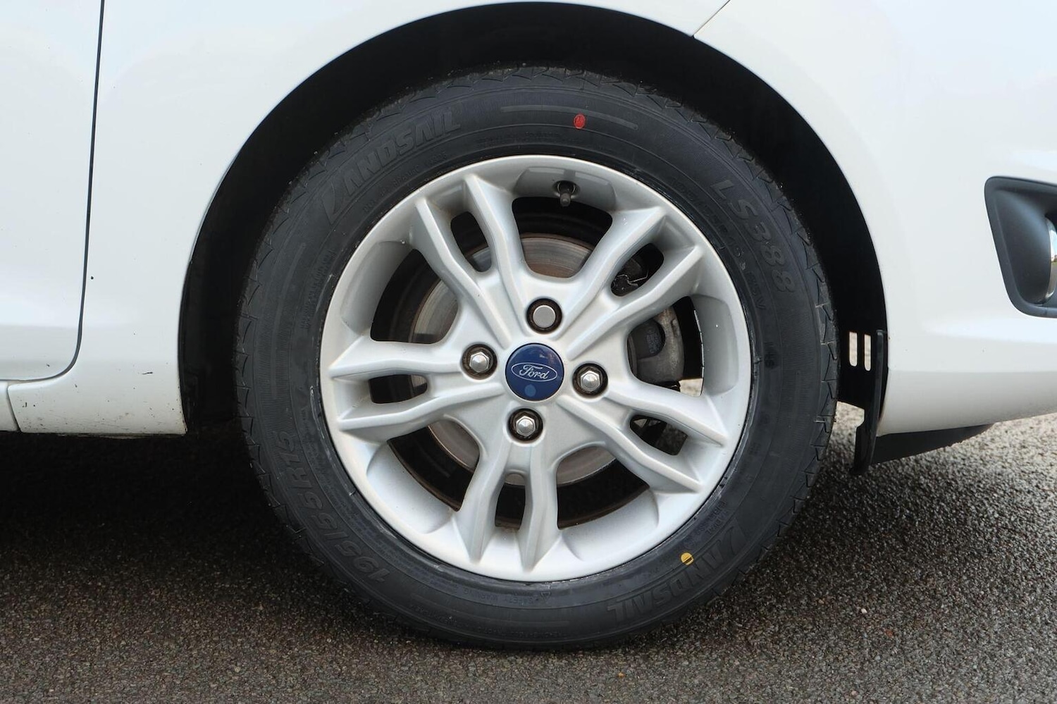 Used Ford Fiesta 2017 for sale - 77264393: Photo 9