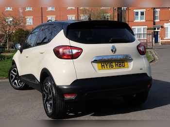 Used Renault Captur 2016 for sale - 77851260: Photo