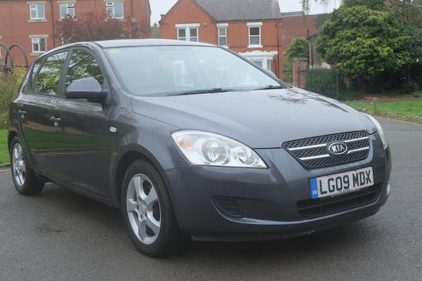 Used Kia Ceed 2009 for sale - 76268543: Photo 17