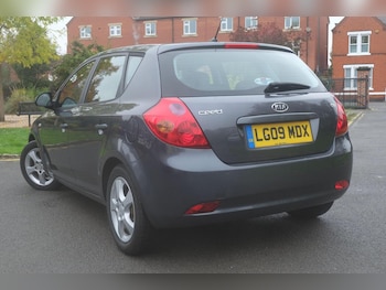 Used Kia Ceed 2009 for sale - 76268543: Photo 4