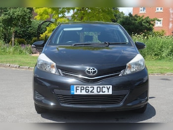 Used Toyota Yaris 2012 for sale - 75938284: Photo