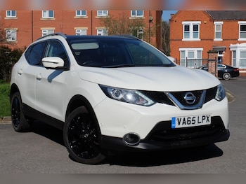 Used Nissan Qashqai 2016 for sale - 77953902: Photo