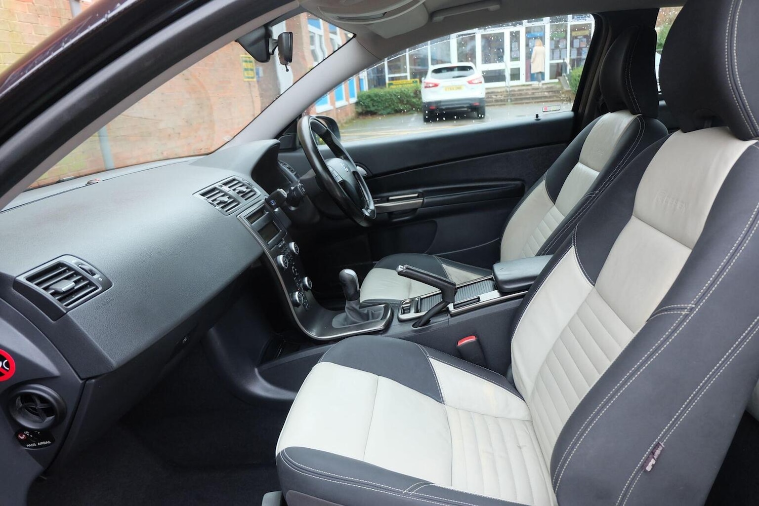 Used Volvo C30 2009 for sale - 77213503: Photo 14