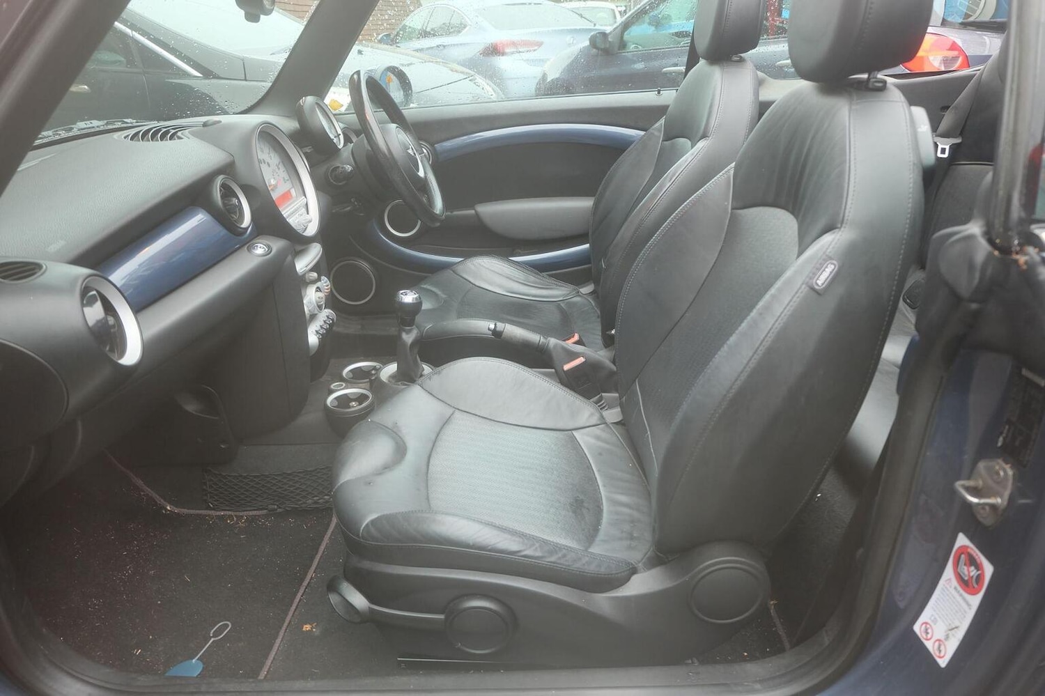 Used MINI Convertible 2010 for sale - 76560044: Photo 10