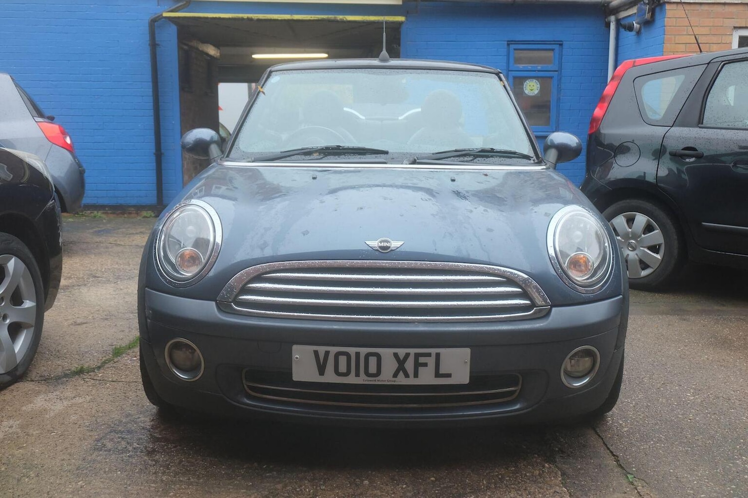 Used MINI Convertible 2010 for sale - 76560044: Photo 2