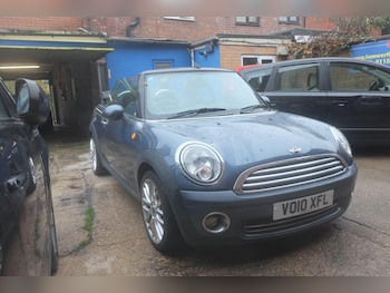 Used MINI Convertible 2010 for sale - 76560044: Photo