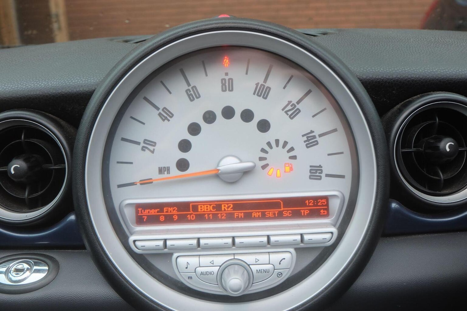 Used MINI Convertible 2010 for sale - 76560044: Photo 9