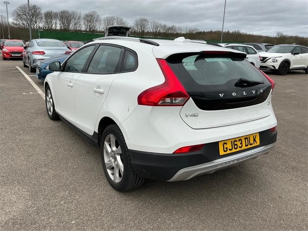 Used Volvo V40 2013 for sale - 77902829: Photo 4