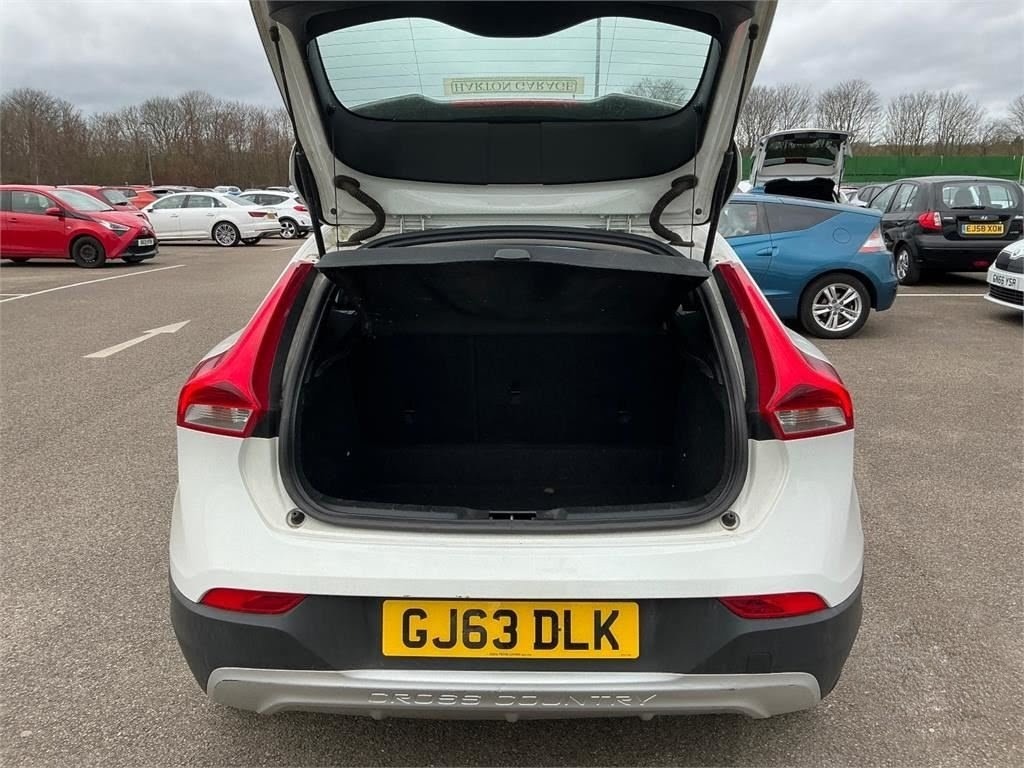 Used Volvo V40 2013 for sale - 77902829: Photo 6