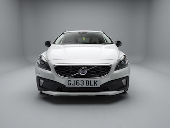 Used Volvo V40 2013 for sale - 79315389: Photo