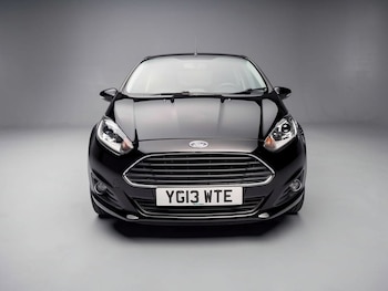 Used Ford Fiesta 2013 for sale - 77622341: Photo