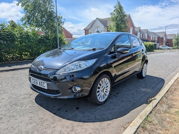 Used Ford Fiesta 2011 for sale - 79105312: Photo