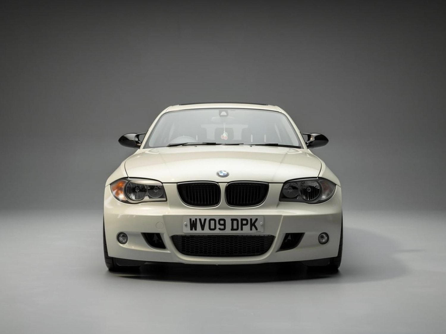 Used BMW 1 Series 2009 for sale - 77622344: Photo 2