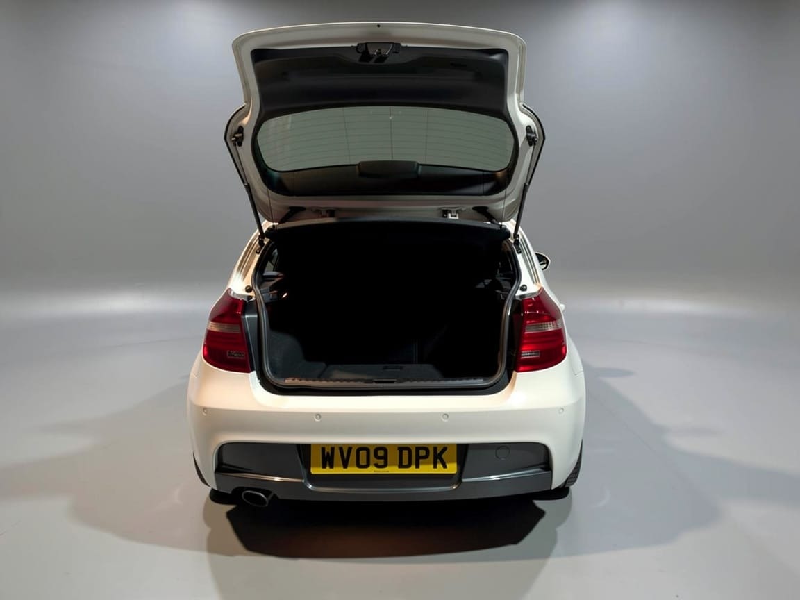 Used BMW 1 Series 2009 for sale - 77622344: Photo 7