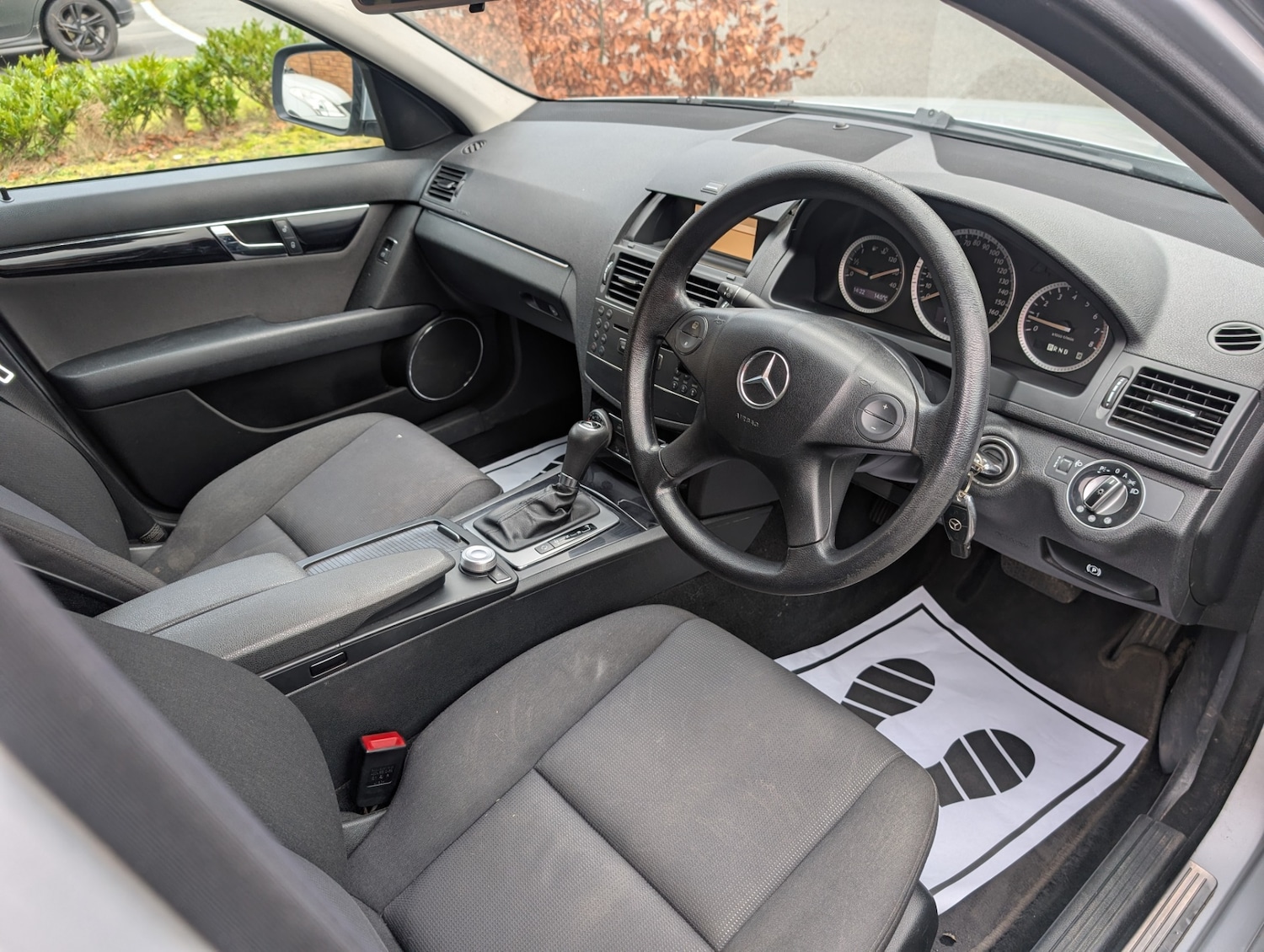 Used Mercedes-Benz C Class 2010 for sale - 77709353: Photo 14