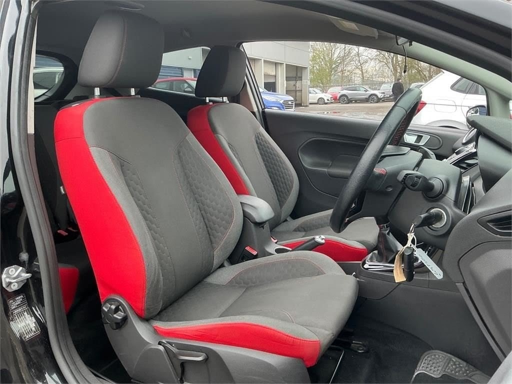 Used Ford Fiesta 2014 for sale - 77902811: Photo 7