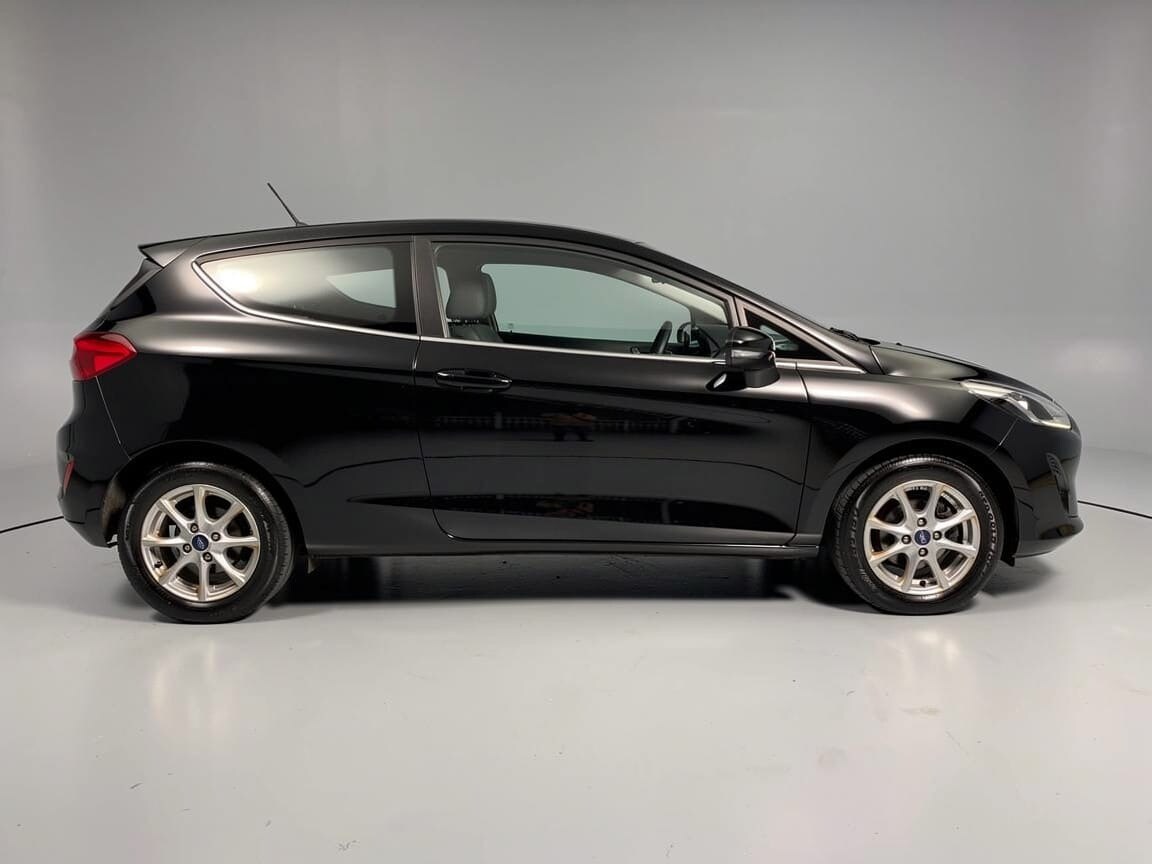 Used Ford Fiesta 2017 for sale - 77807509: Photo 11