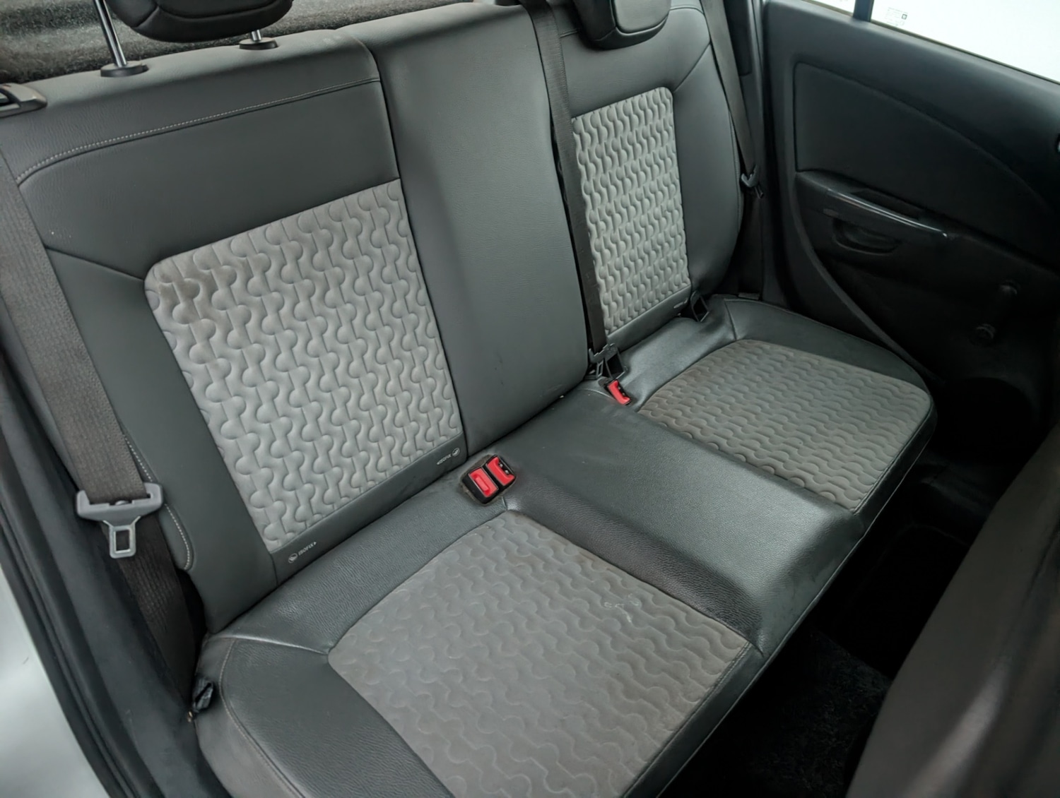 Used Vauxhall Corsa 2011 for sale - 77681915: Photo 11