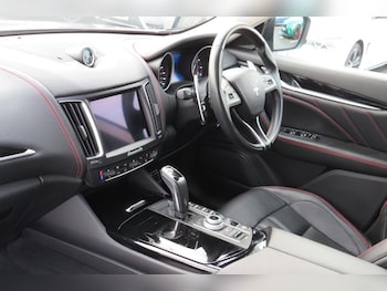 Used Maserati Levante 2020 for sale - 76882358: Photo