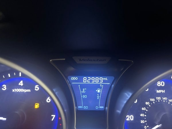 Used Hyundai Veloster 2013 for sale - 76105719: Photo 13
