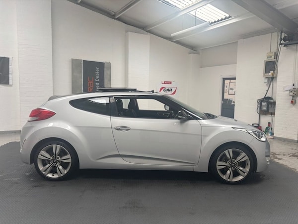 Used Hyundai Veloster 2013 for sale - 76105719: Photo 7
