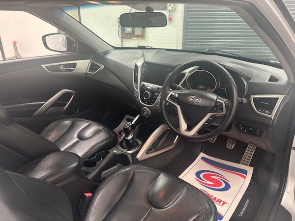 Used Hyundai Veloster 2013 for sale - 76105719: Photo 9