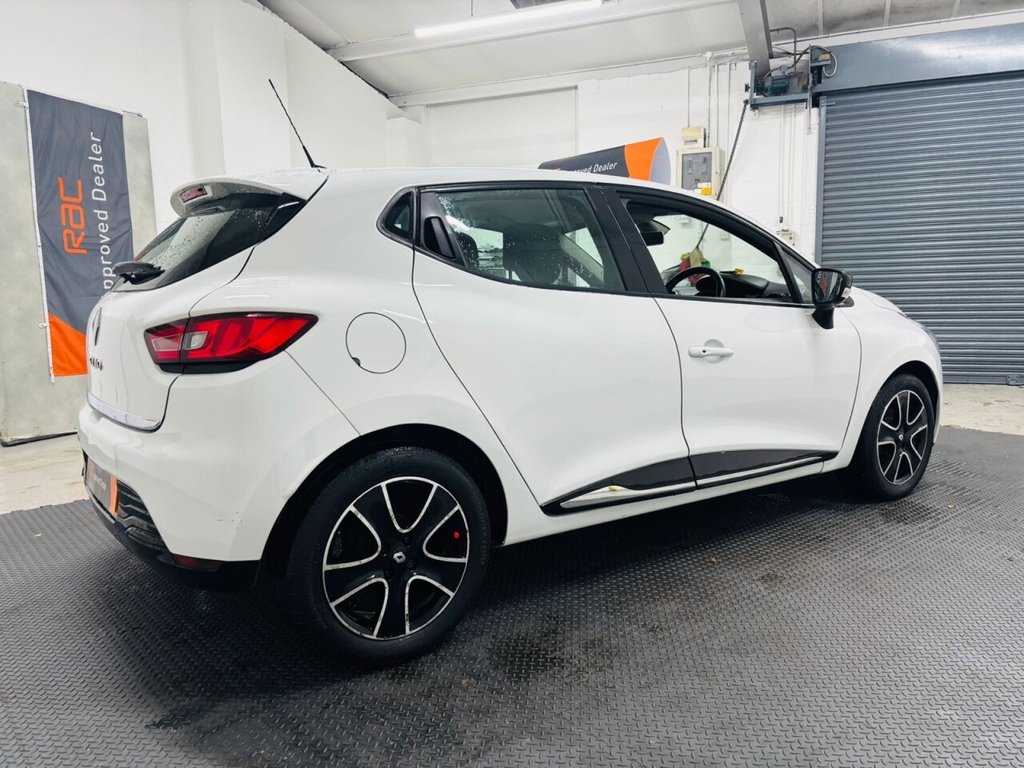 Used Renault Clio 2014 for sale - 76642229: Photo 6